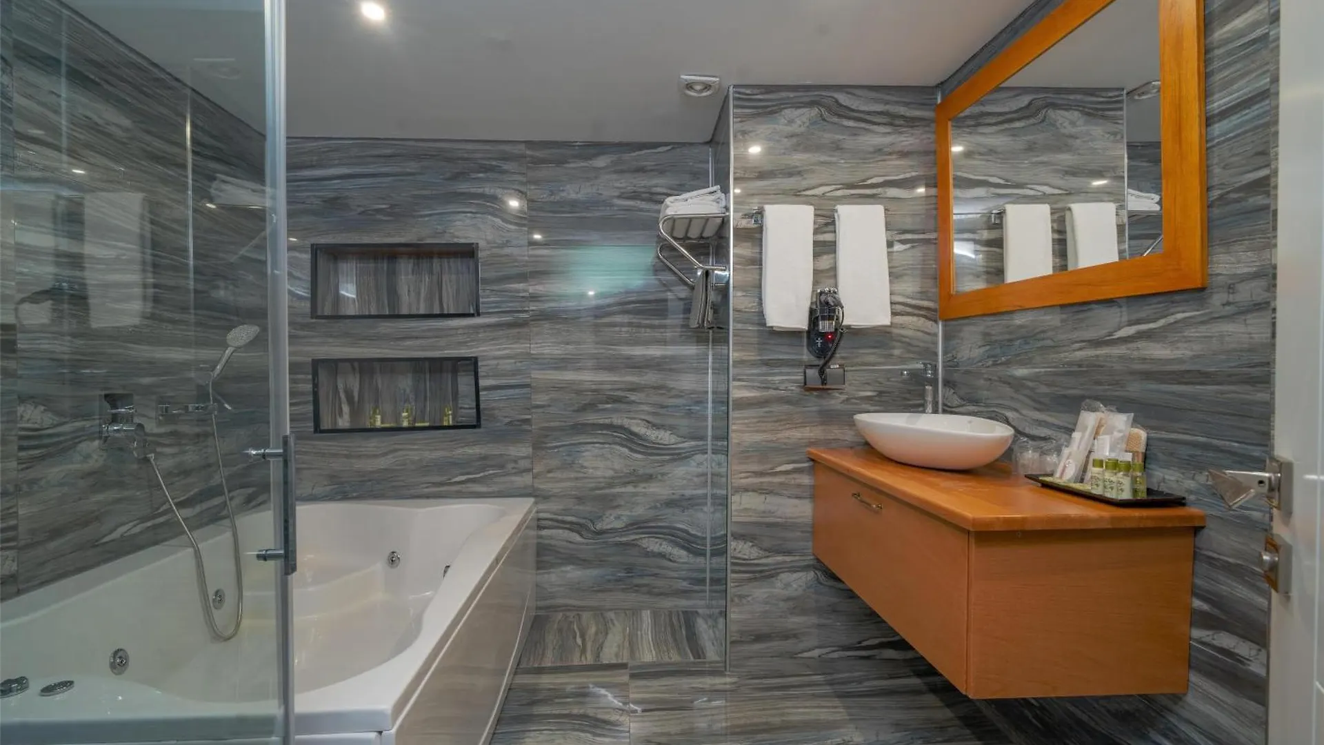 ****  Best Western Izmir Hotel Turkiet